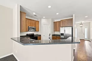 3009 Shoreline Dr, Burleson, TX 76028 - Photo 11