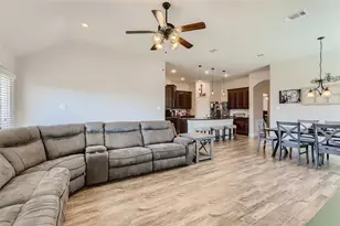1025 Colonial Dr, Royse City, TX 75189 - Photo 5