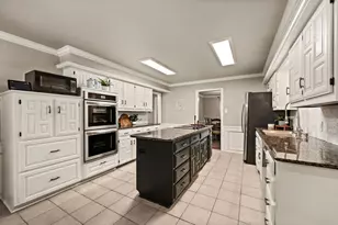 4102 Greenway Ct, Colleyville, TX 76034 - Photo 17
