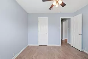 1401 Granbury St, Cleburne, TX 76033 - Photo 27