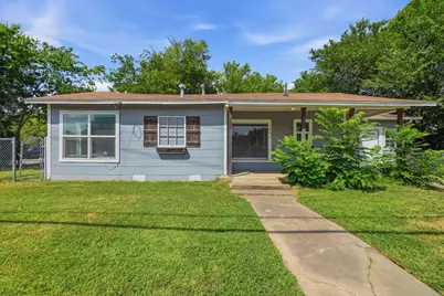 1401 Granbury Street, Cleburne, TX 76033 - Photo 1