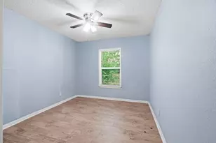 1401 Granbury St, Cleburne, TX 76033 - Photo 29