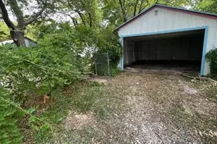 700 N Dallas St, Ennis, TX 75119 - Photo 3