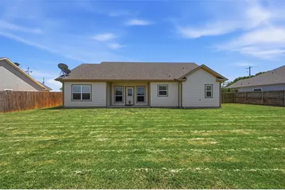 816 E Northside Drive, Pilot Point, TX 76258 - Photo 27