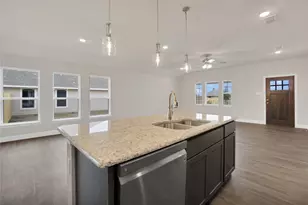 312 Colby Dr, Hillsboro, TX 76645 - Photo 9