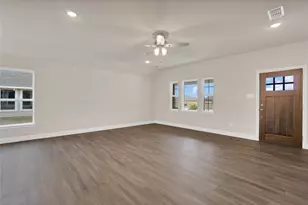 312 Colby Dr, Hillsboro, TX 76645 - Photo 11