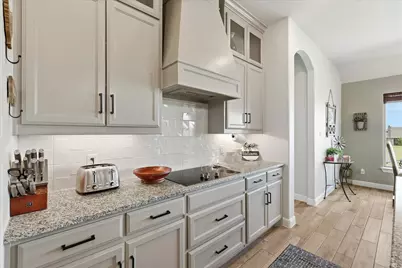 6929 Veal Station Road, Weatherford, TX 76085 - Photo 15