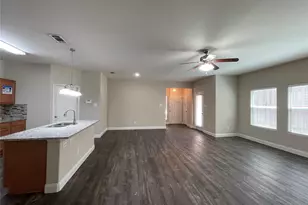 1237 Grand Central Pkwy, Fort Worth, TX 76131 - Photo 5