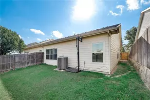 1237 Grand Central Pkwy, Fort Worth, TX 76131 - Photo 31