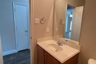 1237 Grand Central Pkwy, Fort Worth, TX 76131 - Photo 21