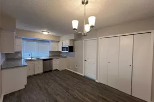 3037 Burning Tree Ln, Garland, TX 75042 - Photo 7
