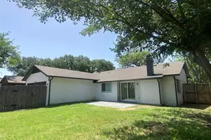 3037 Burning Tree Ln, Garland, TX 75042 - Photo 21