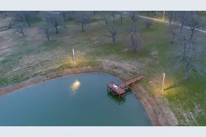 10827 Saint John Road, Pilot Point, TX 76258 - Photo 33