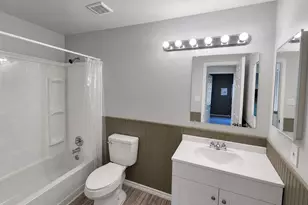 4672 Heatherbrook Ln, Grand Prairie, TX 75052 - Photo 17