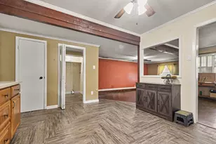 2520 Collingwood Dr, Farmers Branch, TX 75234 - Photo 5