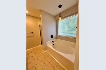 4905 Spur Ridge Court, Fort Worth, TX 76244 - Photo 11