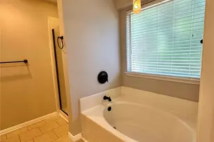 4905 Spur Ridge Ct, Fort Worth, TX 76244 - Photo 11
