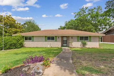 849 Arlington Drive, Woodway, TX 76712 - Photo 5