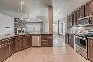 2553 Hadley St, Weatherford, TX 76087 - Photo 9