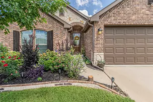 2553 Hadley St, Weatherford, TX 76087 - Photo 3