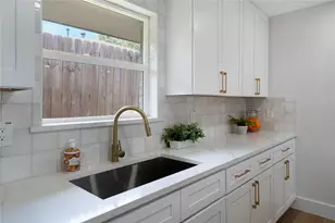 10416 Church Rd, Dallas, TX 75238 - Photo 15