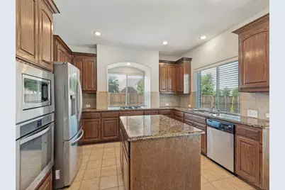 2965 Lakemont Drive, Little Elm, TX 75068 - Photo 9