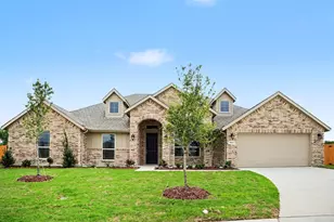 1027 Ella Dr, DeSoto, TX 75115 - Photo 3