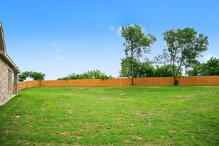 1027 Ella Dr, DeSoto, TX 75115 - Photo 25