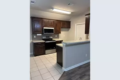 203 Commonwealth Circle, Waxahachie, TX 75165 - Photo 3