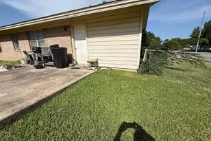 616 Stonewall Dr, Euless, TX 76039 - Photo 5