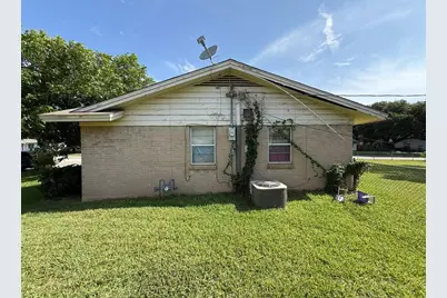 616 Stonewall Drive, Euless, TX 76039 - Photo 15
