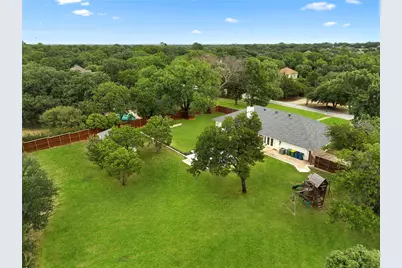 180 Trailing Oaks Drive, Double Oak, TX 75077 - Photo 35