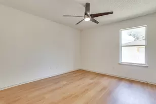 912 Blue Ridge Dr, Burleson, TX 76028 - Photo 19