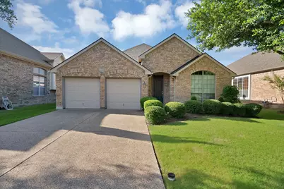 2743 Waterway Drive, Grand Prairie, TX 75054 - Photo 1