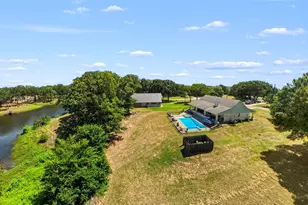 151 Tall Oaks, Streetman, TX 75859 - Photo 31