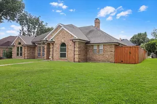 1520 Nettleton Dr, DeSoto, TX 75115 - Photo 3