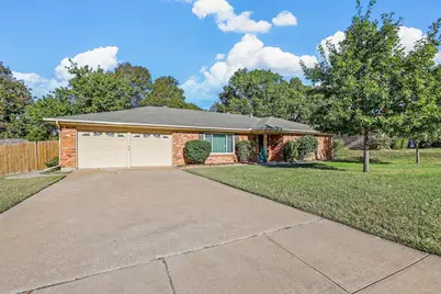 6016 Winifred Drive, Fort Worth, TX 76133 - Photo 1