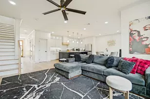 1325 Compton St, Dallas, TX 75203 - Photo 9