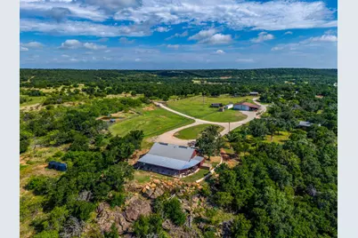 10413 County Road 136, Morgan Mill, TX 76453 - Photo 9