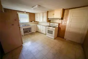 1105 S Donoho St, Clarksville, TX 75426 - Photo 11