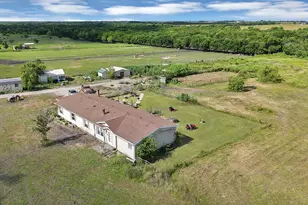 1528 County Rd 697, Farmersville, TX 75442 - Photo 7