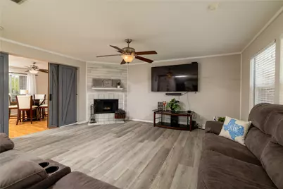 5916 Wisdom Creek Drive, Dallas, TX 75249 - Photo 9