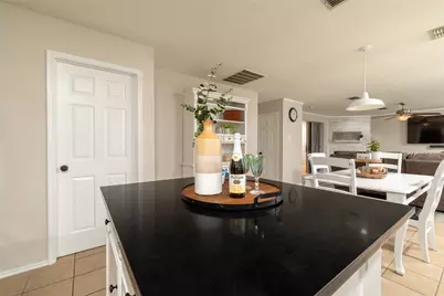 5916 Wisdom Creek Drive, Dallas, TX 75249 - Photo 19