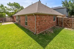 1806 Crosshaven Dr, Lewisville, TX 75077 - Photo 19