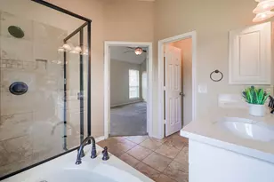 1806 Crosshaven Dr, Lewisville, TX 75077 - Photo 13
