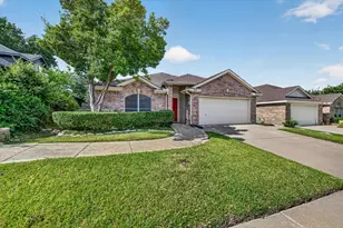 808 Silverbrook Dr, Saginaw, TX 76179 - Photo 29