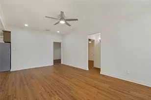 7217 Denton Dr, Dallas, TX 75235 - Photo 3