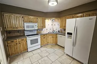 710 Cherry Dr, Groesbeck, TX 76642 - Photo 11
