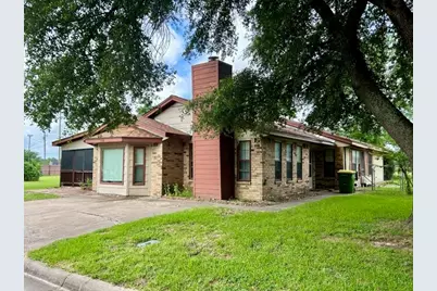710 Cherry Drive, Groesbeck, TX 76642 - Photo 1