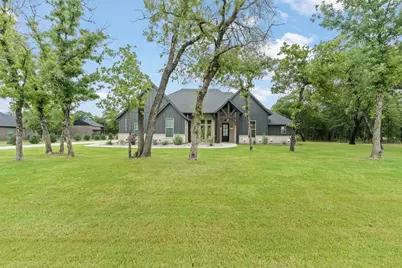 2053 Glenhollow Drive, Weatherford, TX 76088 - Photo 5